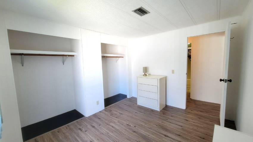 234 Green Haven Rd. W. a Dundee, FL Mobile or Manufactured Home for Sale